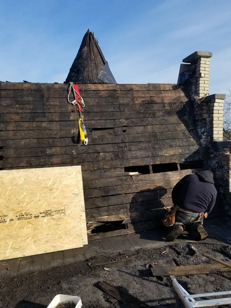 Slide of Carlos Perez Roofing Services