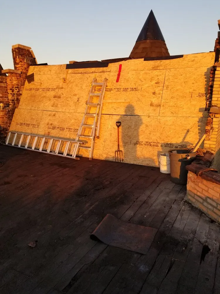 Slide of Carlos Perez Roofing Services