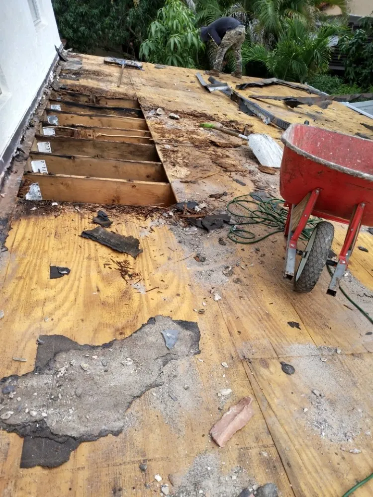 Slide of Carlos Roofing