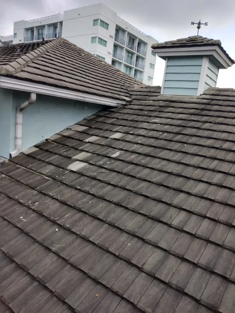 Slide of Carlos Roofing