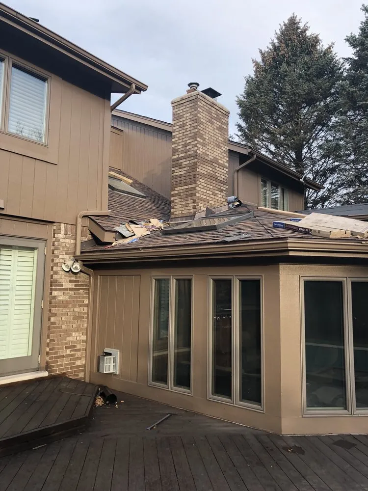 Slide of Carl's Roofing