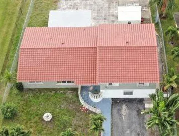 Slide of Carlton Roofing