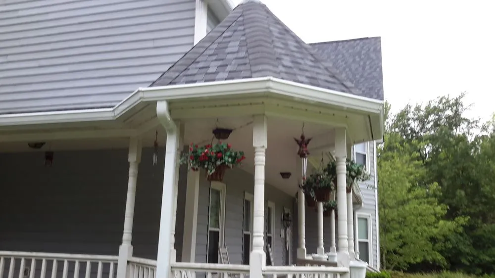 Slide of Carolina Seamless Gutters