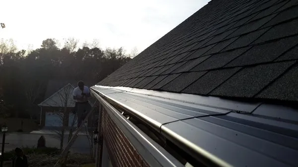 Carolina Seamless Gutters Logo