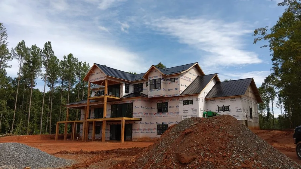 Slide of Carolinas Contemporary Builders