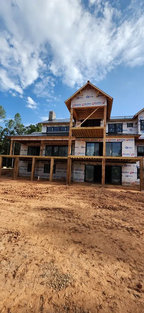 Slide of Carolinas Contemporary Builders