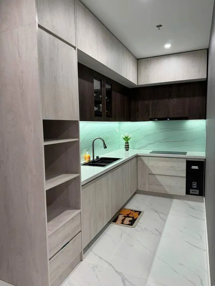 Slide of Carolinas Contemporary Builders