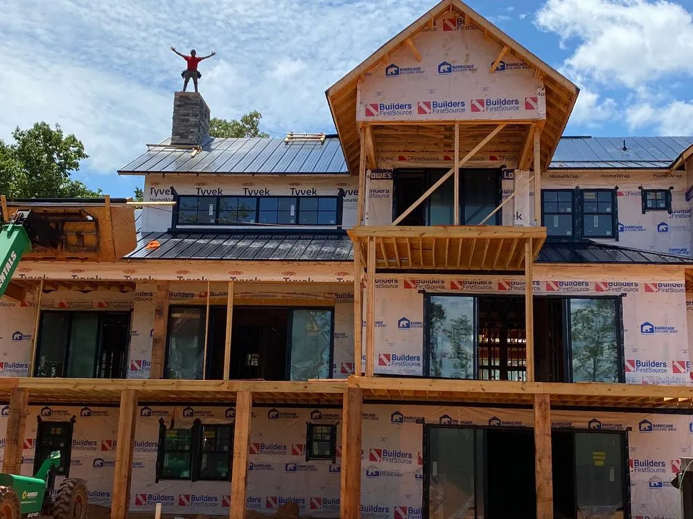 Slide of Carolinas Contemporary Builders