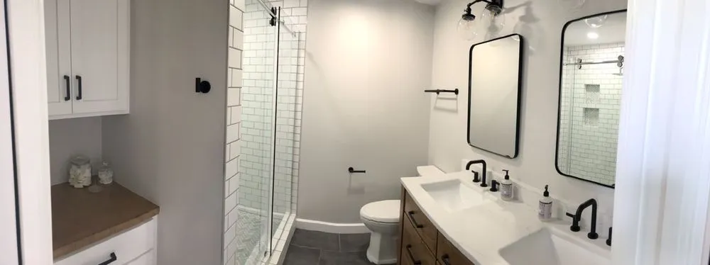 Slide of Carr & Sons Construction