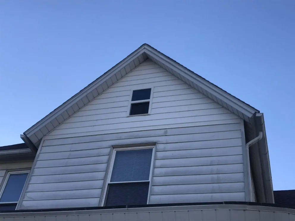 Slide of Carr & Sons Construction