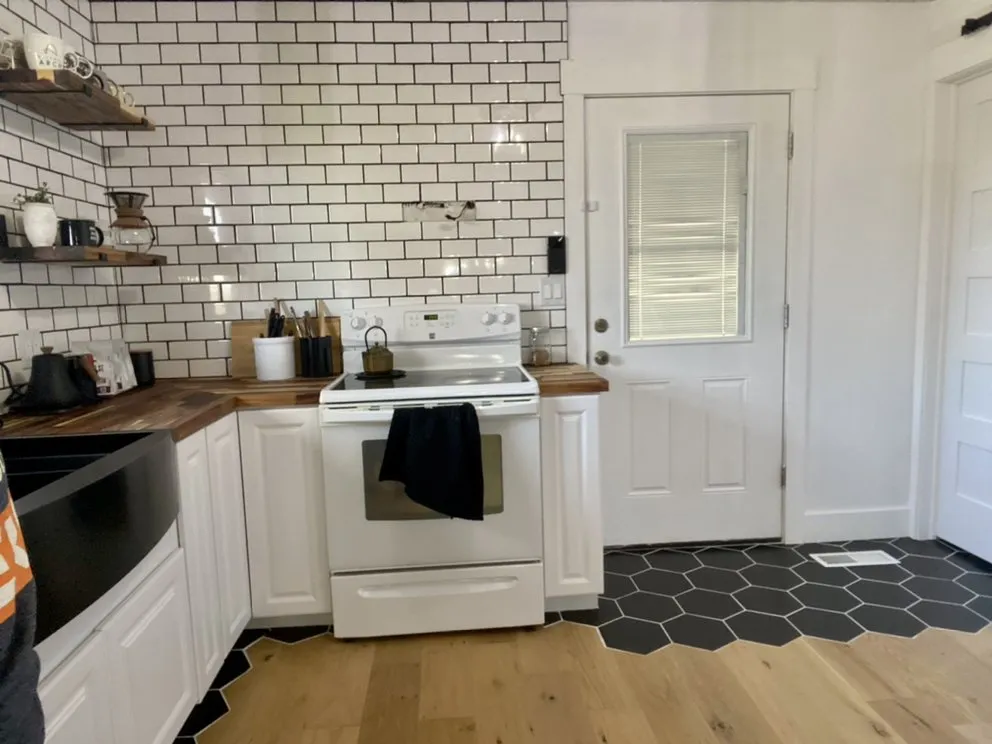 Slide of Carr & Sons Construction