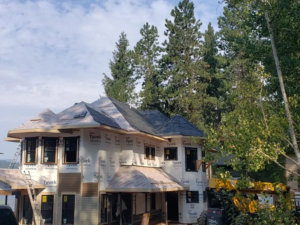 Top-rated flat roof repair in Coeur d'Alene, ID by Carr Roofing