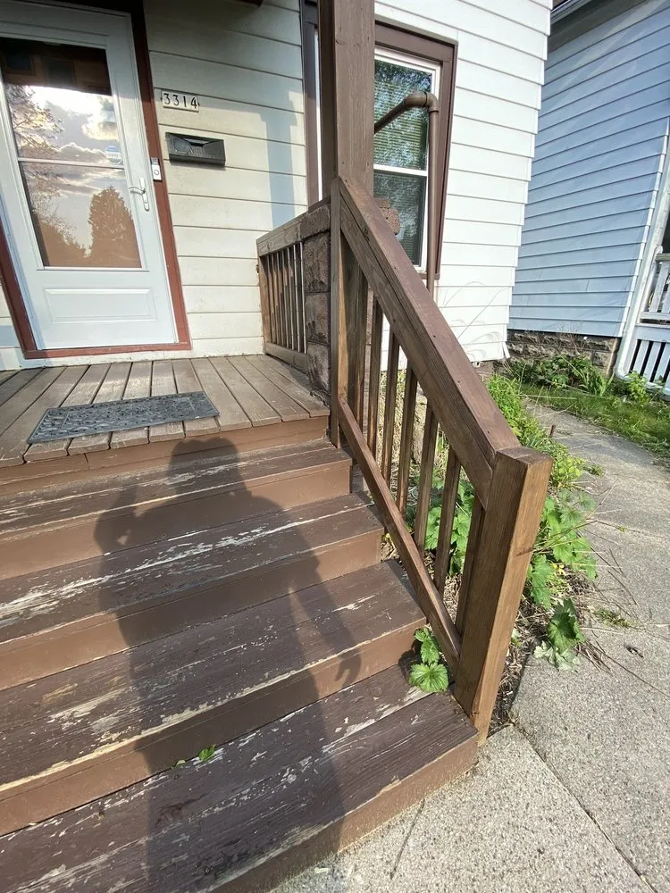 Slide of Carrera Construction