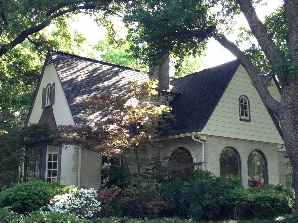 Slide of Carsa Construction & Roofing