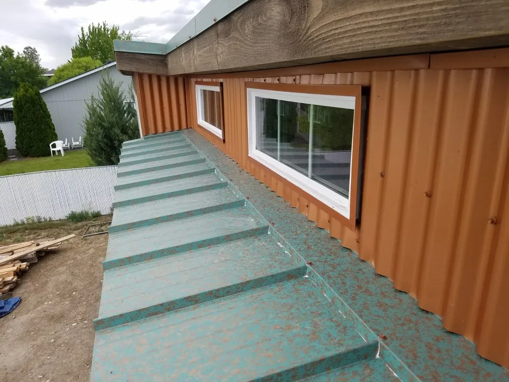 Slide of Carson Roofing