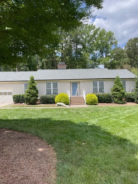 Slide of Cary Towne Siding & Paint