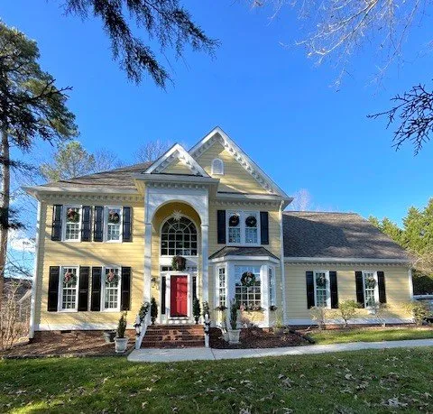 Slide of Cary Towne Siding & Paint