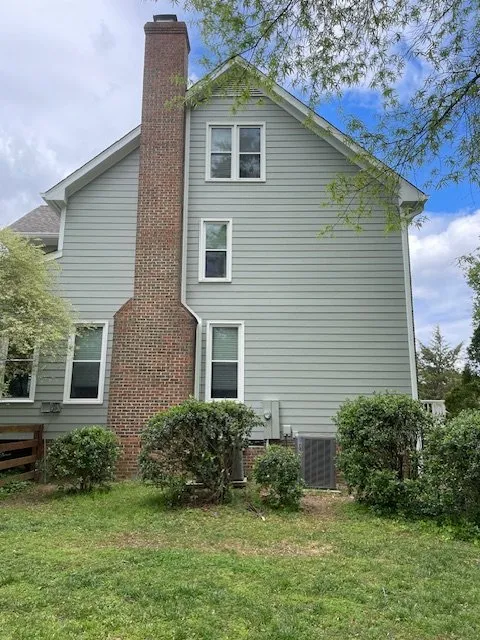 Slide of Cary Towne Siding & Paint