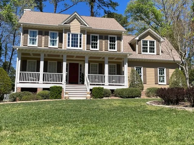 Slide of Cary Towne Siding & Paint