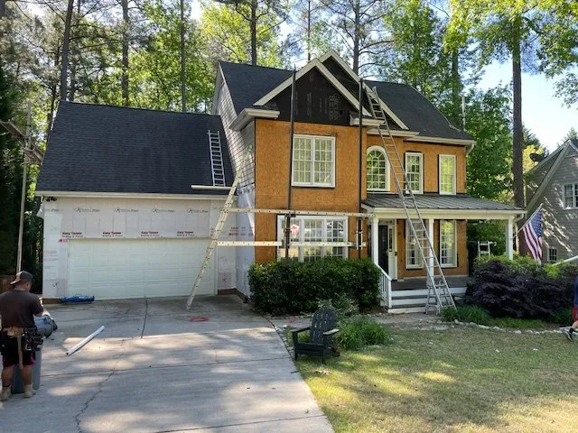 Slide of Cary Towne Siding & Paint