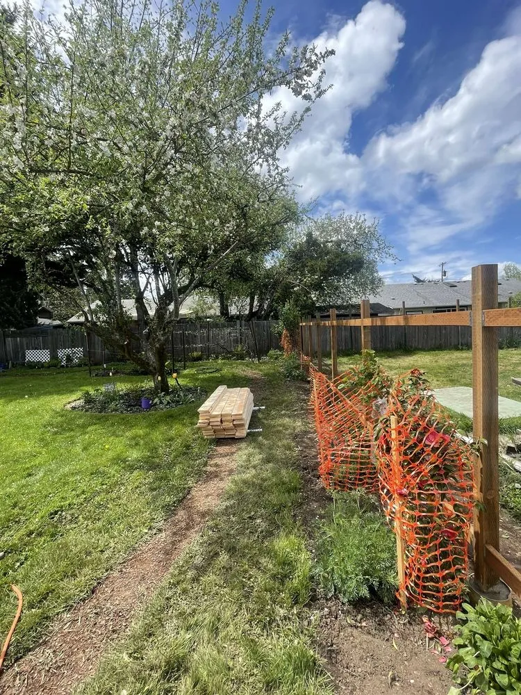 Slide of Cascade Crest Contracting