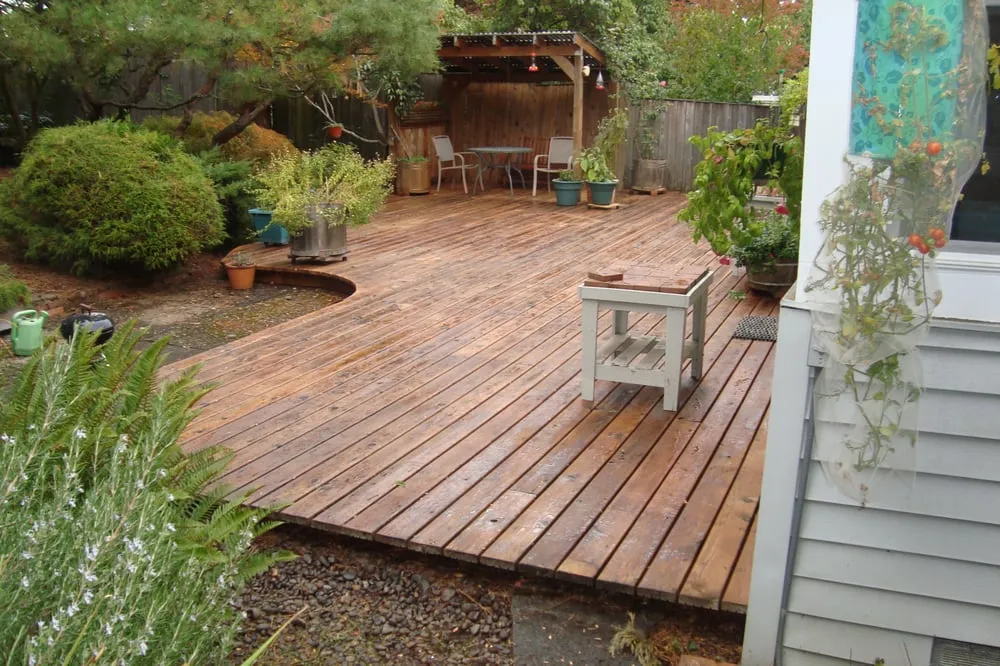 Slide of Cascade Roof Care-Cascade Wood Care