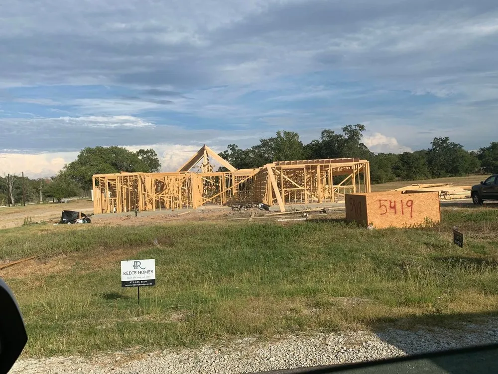 Slide of Casco Multiservices