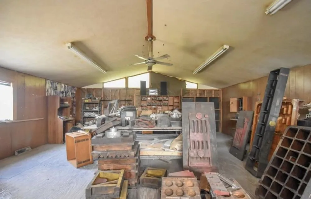 Slide of Casel Crown Construction