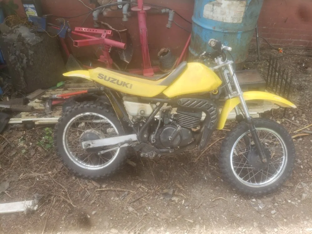 Slide of Caseys Repair & Service