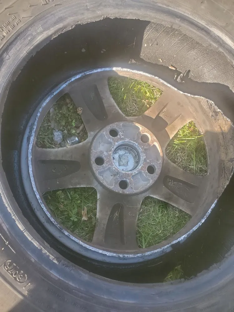 Slide of Caseys Repair & Service