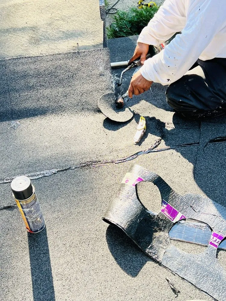 Slide of CasGo Roofing