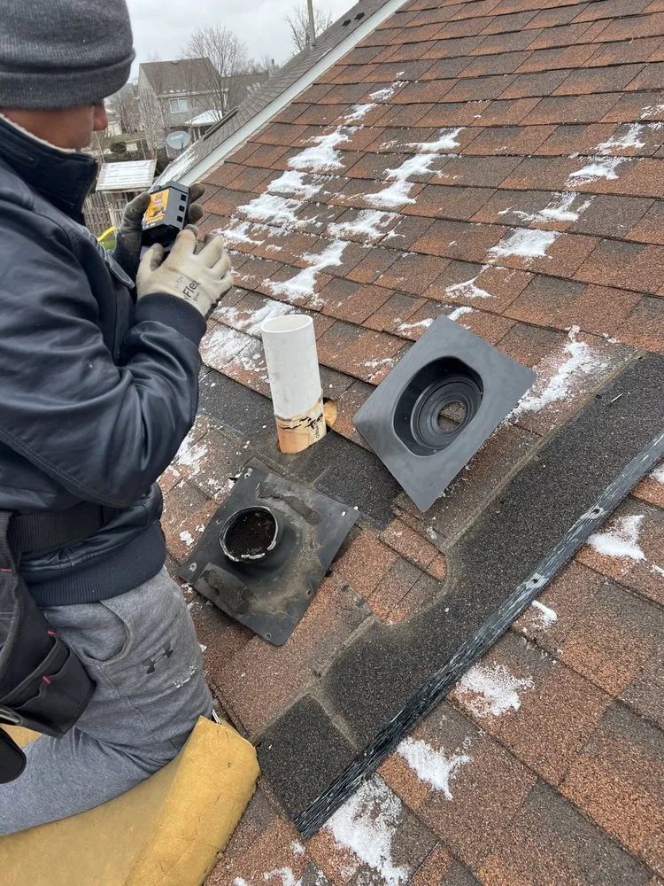 Slide of CasGo Roofing