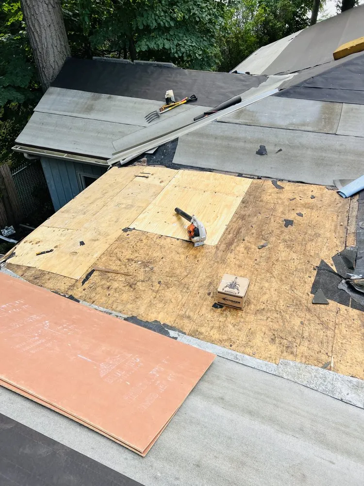 Slide of CasGo Roofing