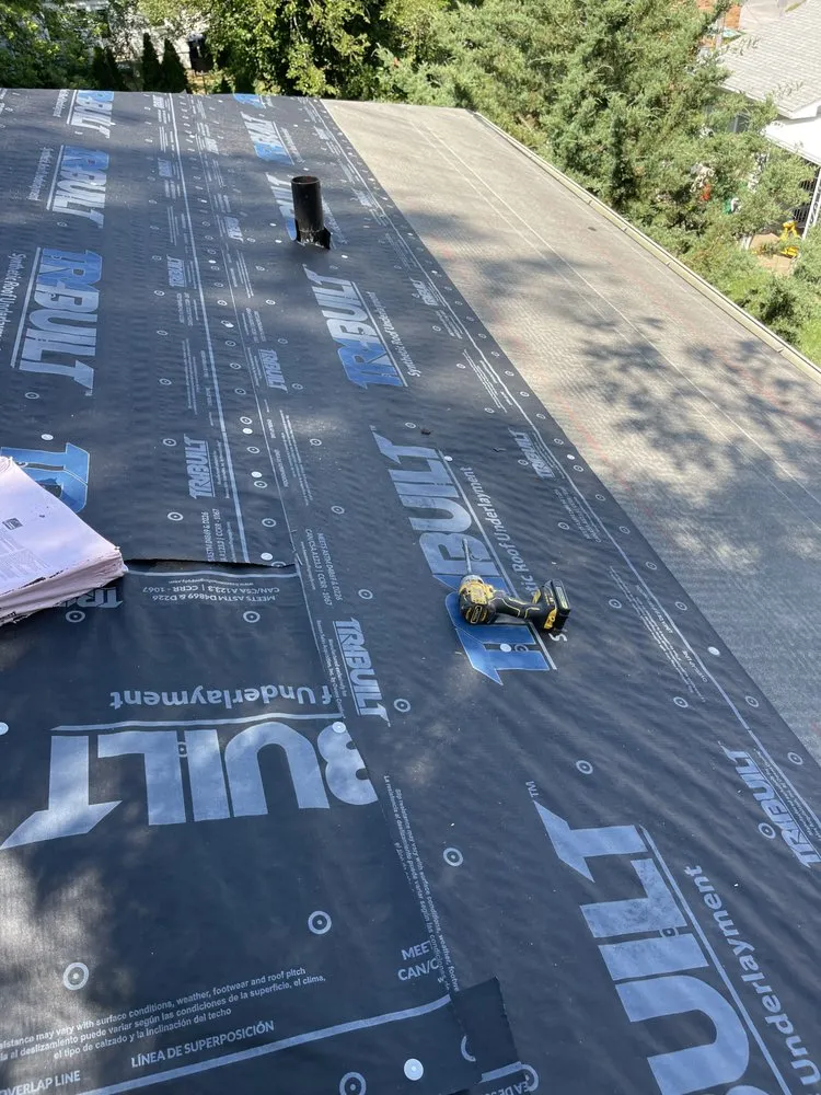 Slide of Casi Y Jess Roofing Inc