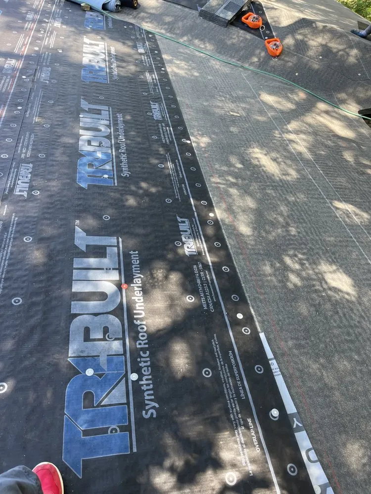 Slide of Casi Y Jess Roofing Inc