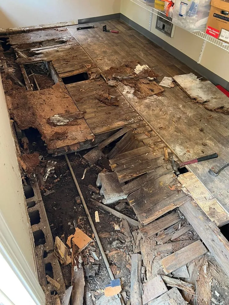 Slide of Cassity's Construction Contactors