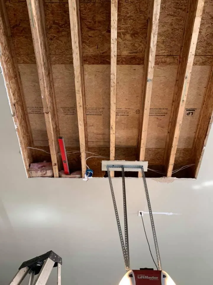 Slide of Cassity's Construction Contactors