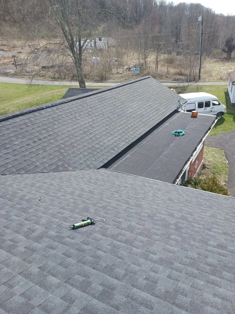 Slide of Castillo Construction