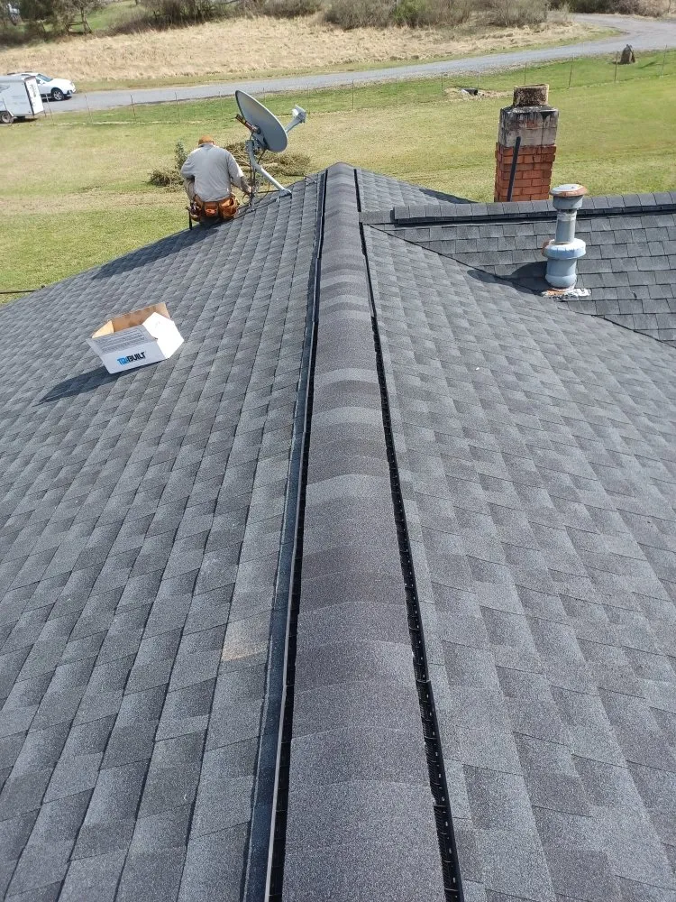 Slide of Castillo Construction