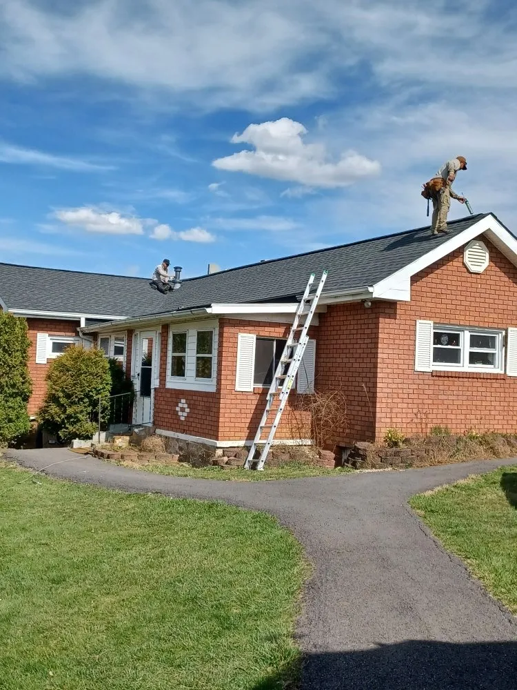 Slide of Castillo Construction