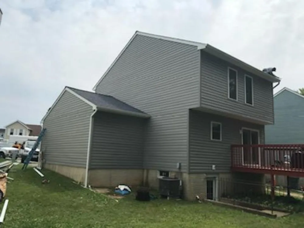 Slide of Castillo Construction