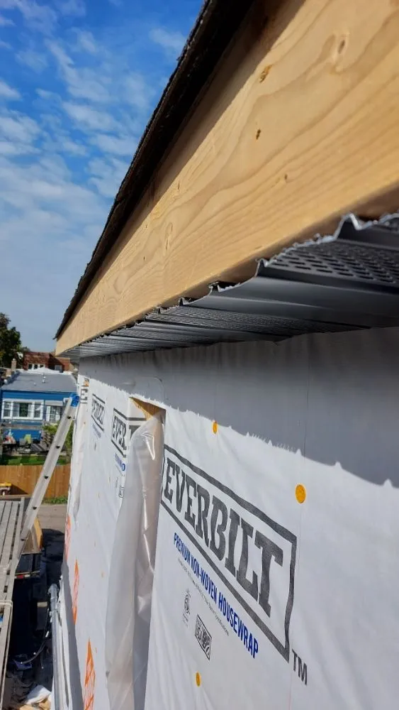 Slide of Castillo Roofing