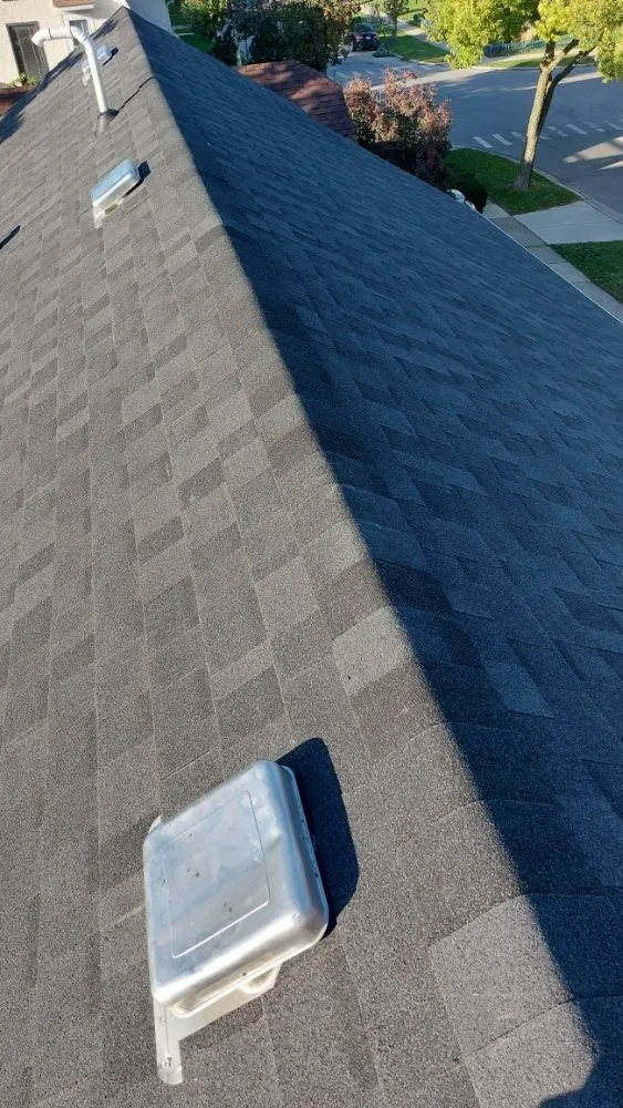 Slide of Castillo Roofing