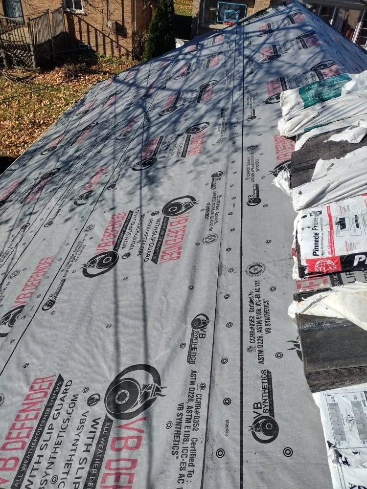 Slide of Castillo Roofing