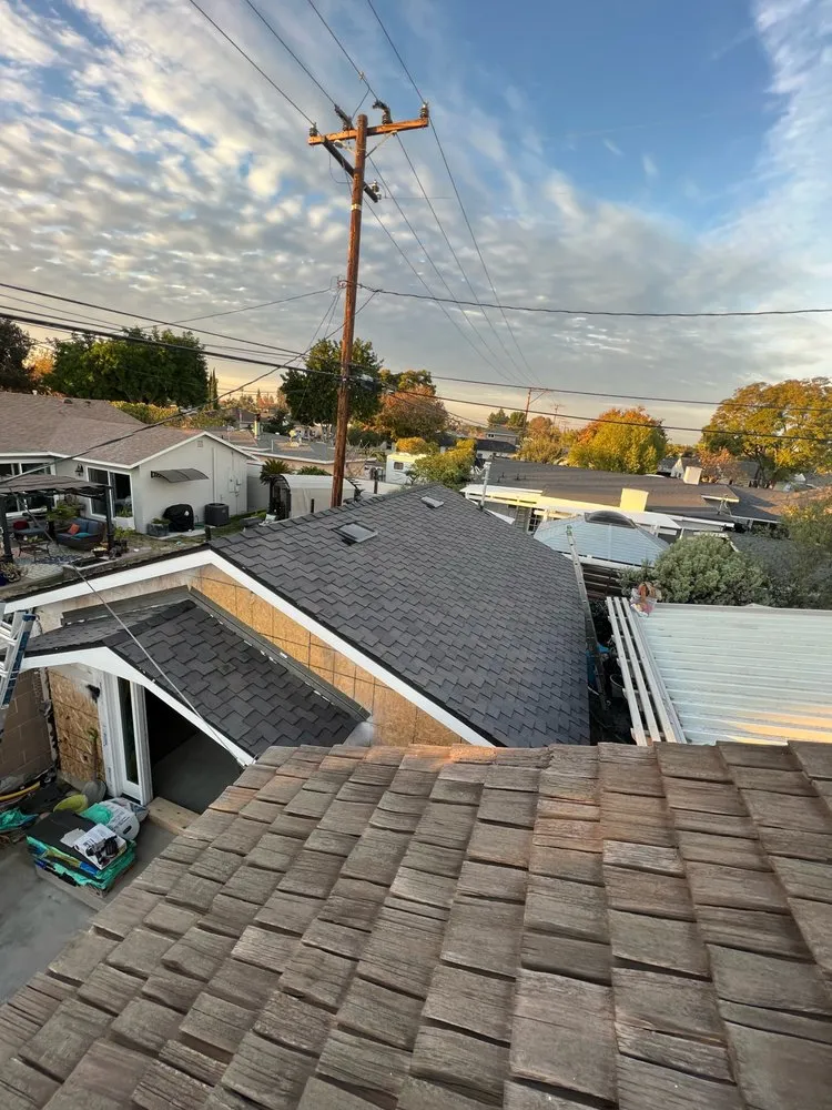 Slide of Castillo’s Roofing Services