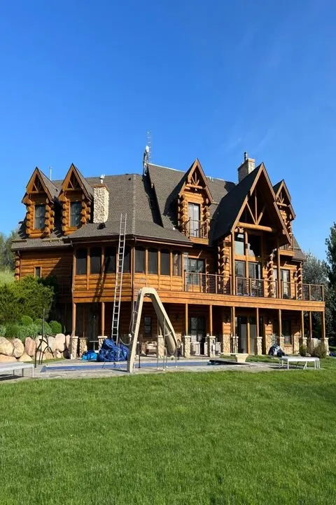 Slide of Castle Rock Roofing