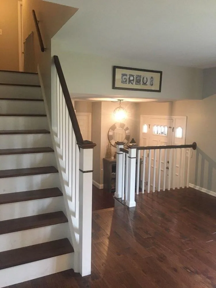 Slide of Castlewood Construction, Inc.