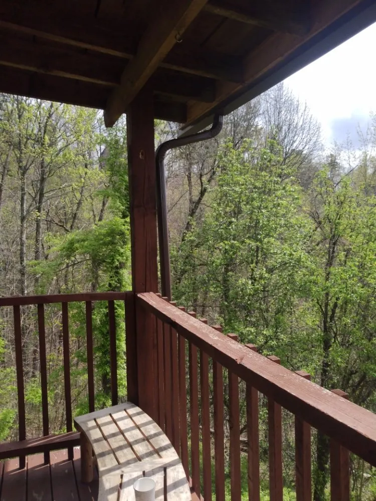 Slide of CastLind Construction