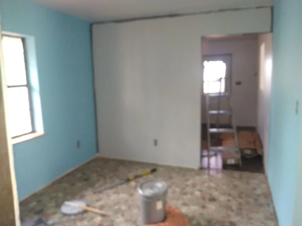 Slide of CastLind Construction