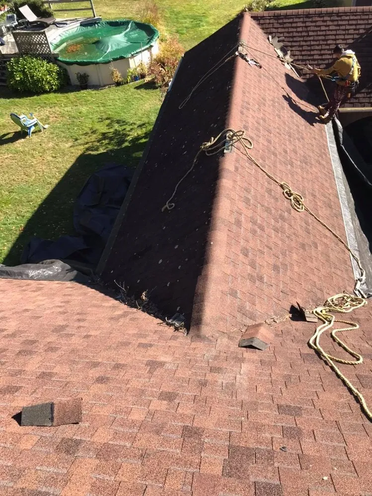 Slide of Castro Construction Roofing & Siding